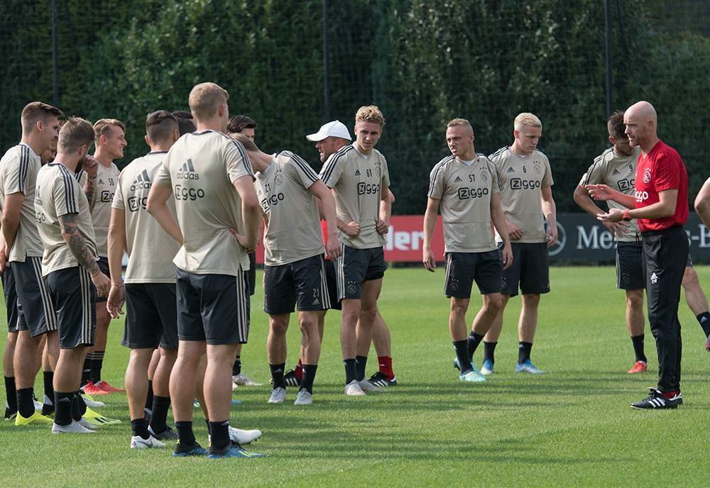 被米奇称为球队灵魂的 凯尔登·约翰逊究竟有什么魔力?(让米奇称其为球队灵魂的凯尔登·约翰逊,到底有何魔力?)