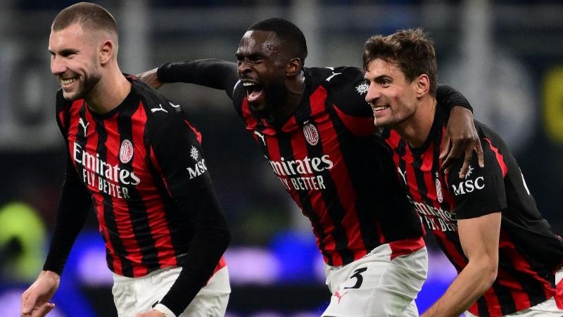 被米奇称为球队灵魂的 凯尔登·约翰逊究竟有什么魔力?(让米奇称其为球队灵魂的凯尔登·约翰逊,到底有何魔力?)